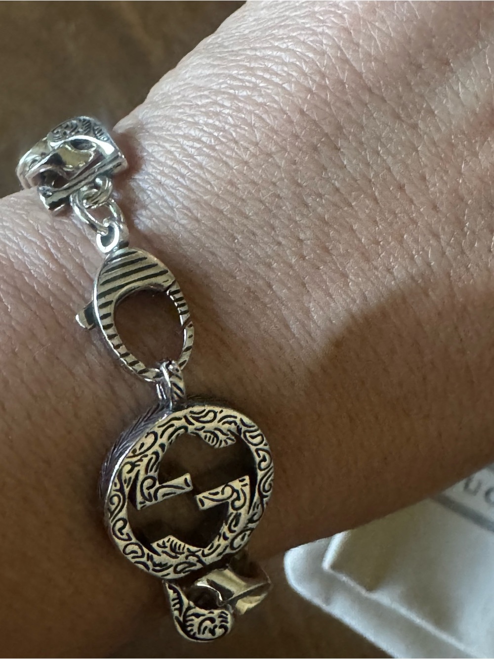 Gucci Silver-Tone Engraved Link Bracelet - Picture 7 of 12